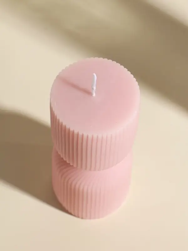 Свеча декоративная &laquo;Греция&raquo;, нежно-персиковая, 6&times;6&times;14 см