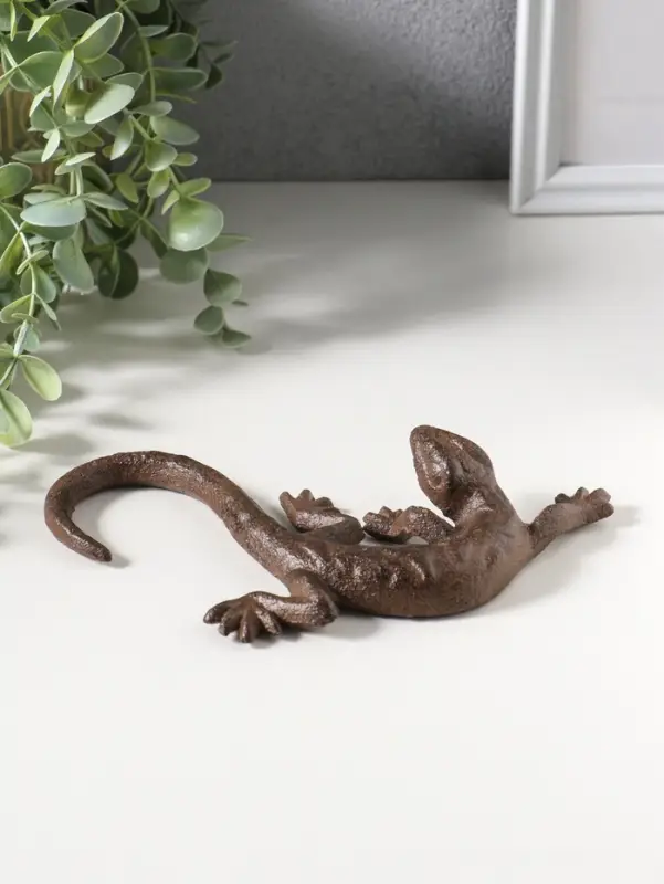 Сувенир чугун "Ящерица" 18,7х10,2х3 см