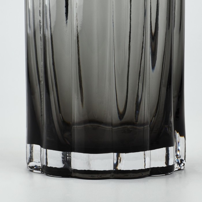 Ваза для цветов «Тренди» из черного стекла 20×9×9 см Ваза для цветов «Тренди» из черного стекла 20×9×9 см
