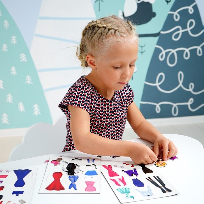 Магнитная игра «Элис. Топ-модель» с одеждой Магнитная игра «Элис. Топ-модель» с одеждой