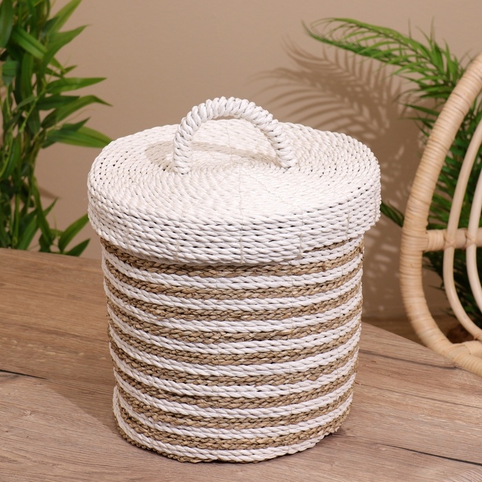 Корзина плетёная с крышкой 27х27х35 см Корзина плетёная с крышкой 27х27х35 см