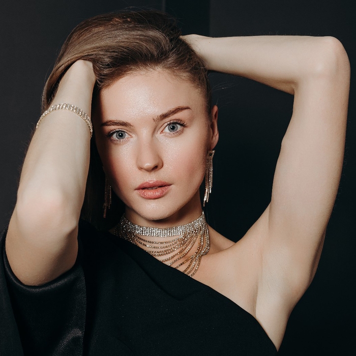 Браслет со стразами «Сияй» четыре ряда, цвет белый в золоте, 18 см Браслет со стразами «Сияй» четыре ряда, цвет белый в золоте, 18 см