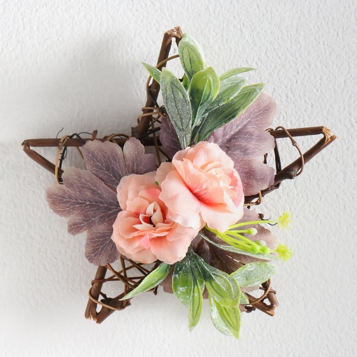 Венок на дверь интерьерный Венок на дверь интерьерный "Розы на звезде" 16 см