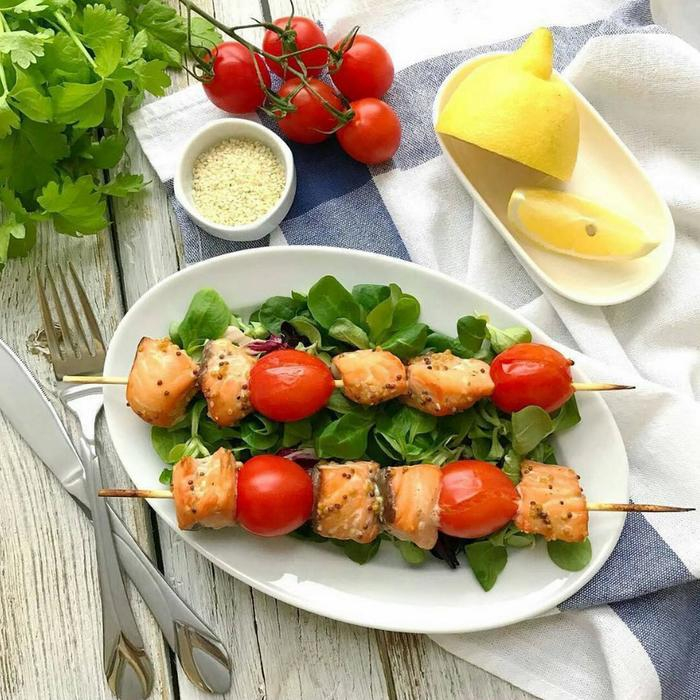 Блюдо фарфоровое овальное Wilmax Olivia, d=30,5 см, цвет белый Блюдо фарфоровое овальное Wilmax Olivia, d=30,5 см, цвет белый