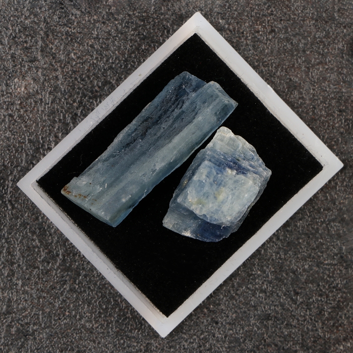 Камень, сувенир Камень, сувенир "Жеода темно-синяя", 6 х 6 х 4см