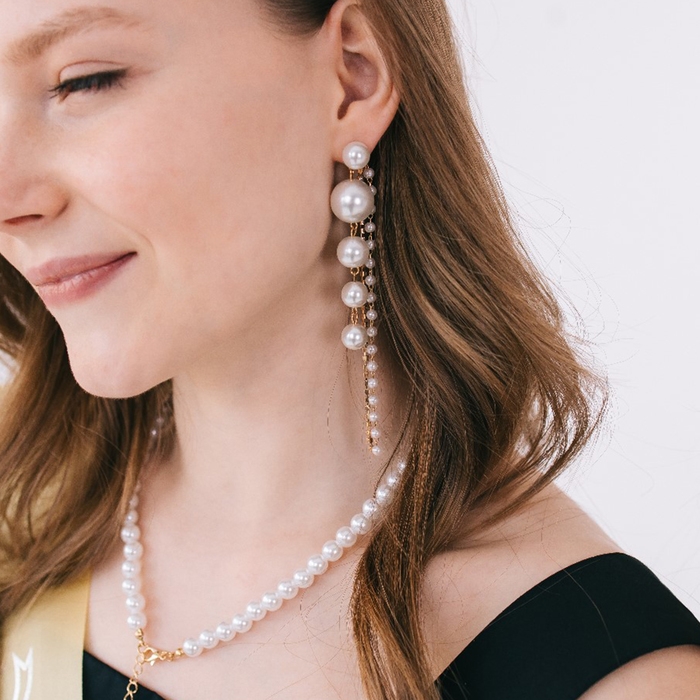 Серьги с жемчугом «Дорожка» на увеличение, цвет белый в золоте Серьги с жемчугом «Дорожка» на увеличение, цвет белый в золоте