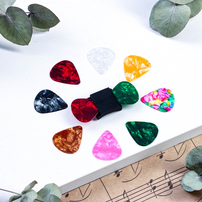 Набор медиаторов: держатель на гриф гитары + 10 медиаторов Music Life, 0,46мм, микс Набор медиаторов: держатель на гриф гитары + 10 медиаторов Music Life, 0,46мм, микс