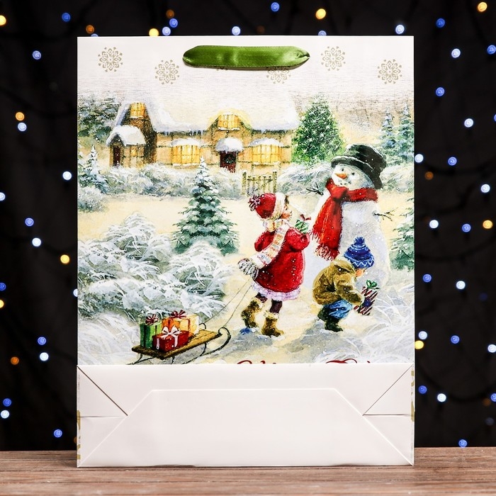 Новый год. Пакет ламинированный вертикальный Новый год. Пакет ламинированный вертикальный "Друзья",33 х 42 х 10 см.