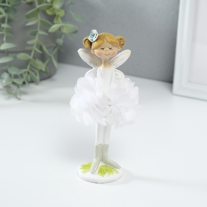 Сувенир полистоун  Сувенир полистоун "Девочка фея в платье из цветов" МИКС 8х6х16 см