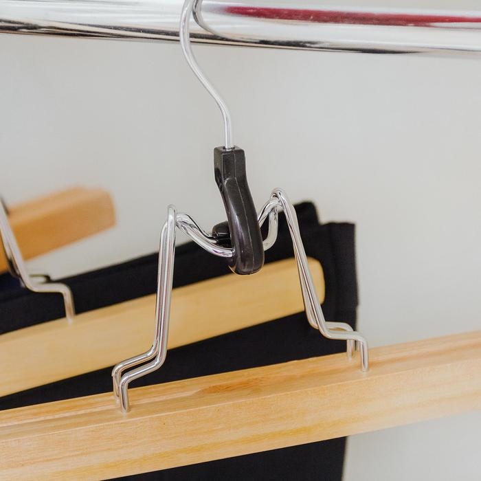 Вешалка для брюк и юбок Доляна, 25×16,5 см, зажим, цвет светлое дерево Вешалка для брюк и юбок Доляна, 25×16,5 см, зажим, цвет светлое дерево