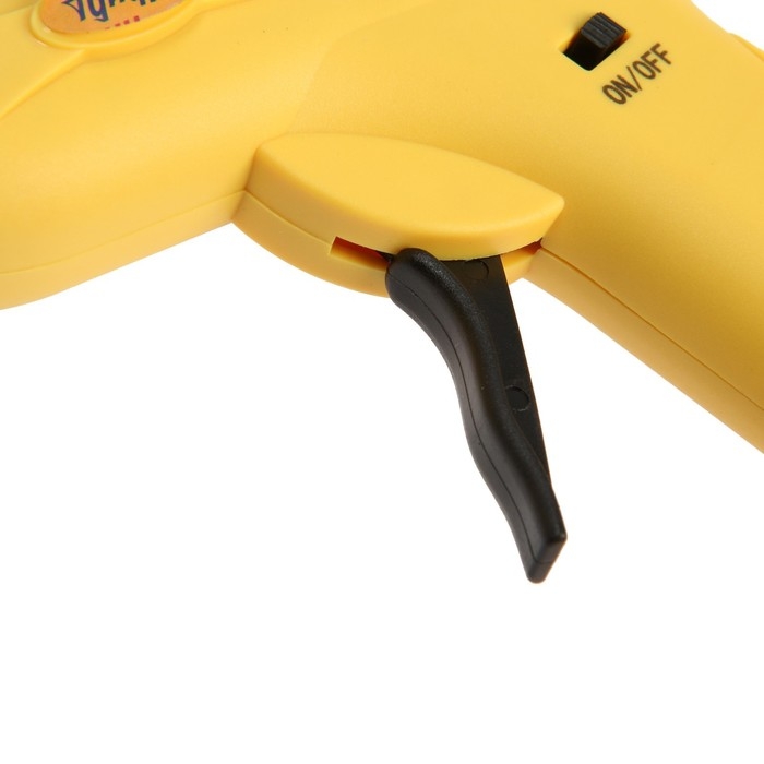 Клеевой пистолет ТУНДРА, 12 Вт, аккумулятор 2000 мА, microUSB, 7 мм Клеевой пистолет ТУНДРА, 12 Вт, аккумулятор 2000 мА, microUSB, 7 мм