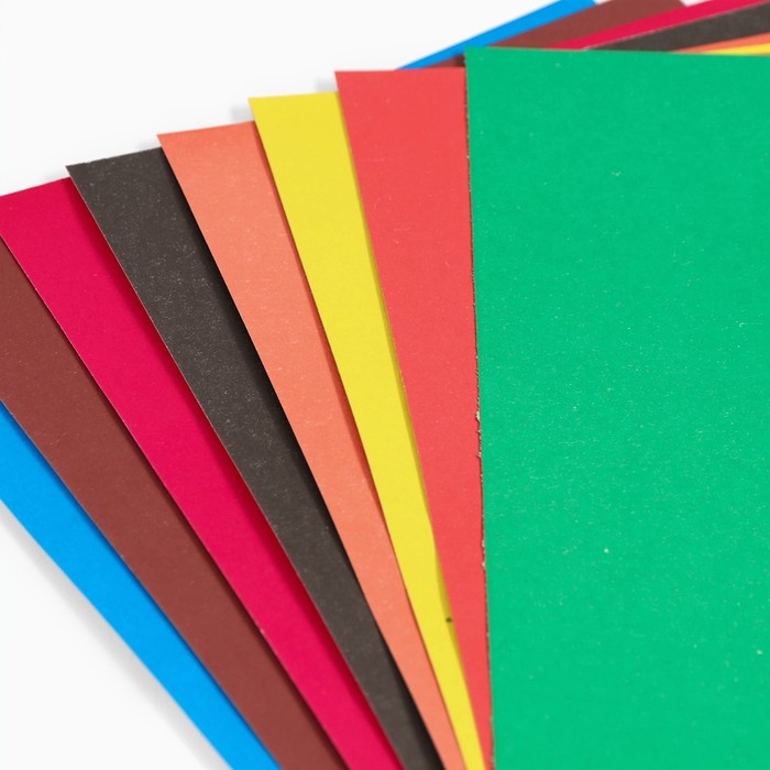 Картон цветной, А4, 8 листов, 8 цветов, немелованный, односторонний, в папке, 220 г/м², Синий трактор Картон цветной, А4, 8 листов, 8 цветов, немелованный, односторонний, в папке, 220 г/м², Синий трактор