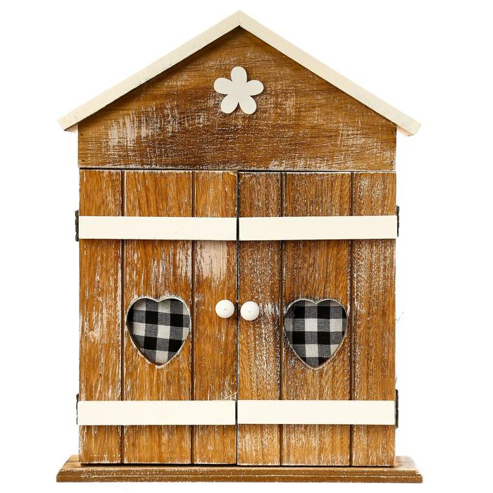 Ключница дерево 6 крючков Ключница дерево 6 крючков "Дом со ставнями-сердечками" 29,5х22,5х6 см