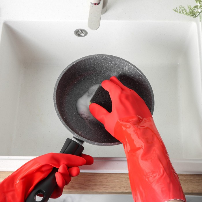 Перчатки хозяйственные с утеплителем Доляна, размер L, длинные манжеты, резиновые, цвет красный Перчатки хозяйственные с утеплителем Доляна, размер L, длинные манжеты, резиновые, цвет красный