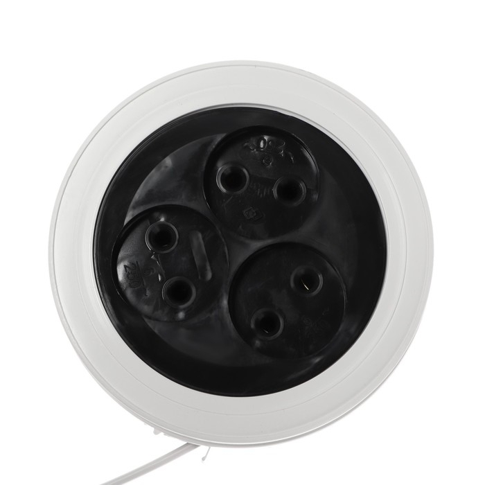 Удлинитель-рулетка Luazon Lighting ECO, 3 розетки, 2.7 м, 6 А,1300Вт,ШВВП 2х0.75 мм2,без з/к Удлинитель-рулетка Luazon Lighting ECO, 3 розетки, 2.7 м, 6 А,1300Вт,ШВВП 2х0.75 мм2,без з/к