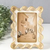 Фоторамка полистоун 10х15 см "Орнамент волна" белая с золотом 15,9х2,2х20,9 см