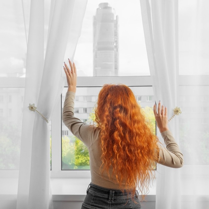 Подхват для штор «Георгин», d = 6 см, цвет белый/бежевый Подхват для штор «Георгин», d = 6 см, цвет белый/бежевый