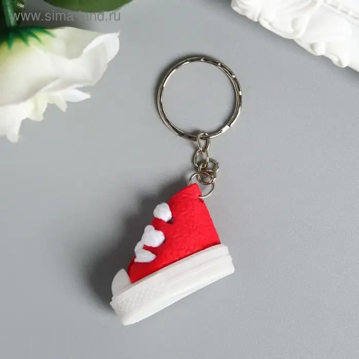 Брелок резина  Брелок резина "Яркий кед" МИКС 3,7х3х1,7 см