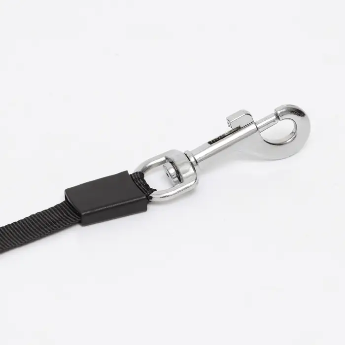 Рулетка &laquo;Пижон&raquo; с фонариком, прорезиненная ручка, 5 м, до 35 кг, чёрно-белая