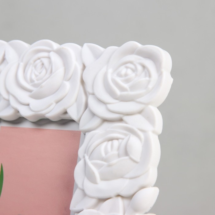 Фоторамка пластик 10х15 см "Пышные розы" белая 16х21 см