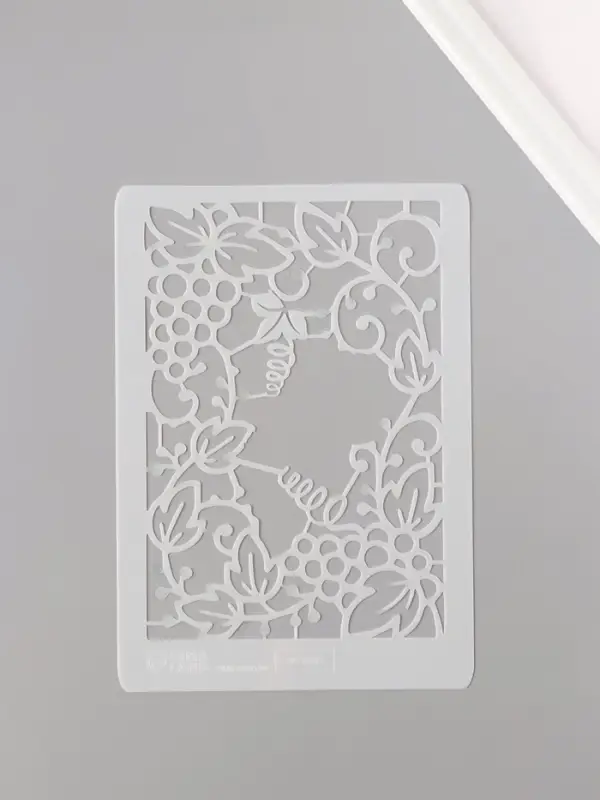 Трафарет пластик А5 Трафарет пластик А5 "Виноград" 14,8х21 см