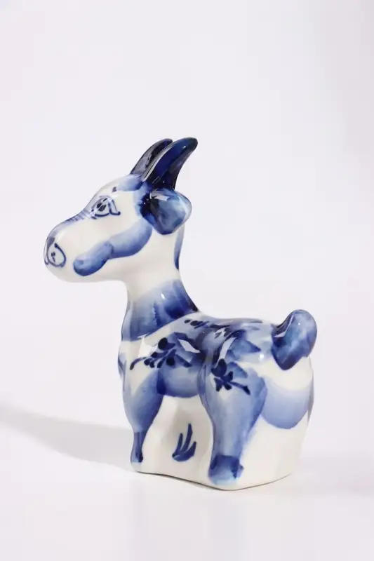 Фигурка фарфоровая &laquo;Коза Ляля&raquo;, 9&times;7&times;5 см