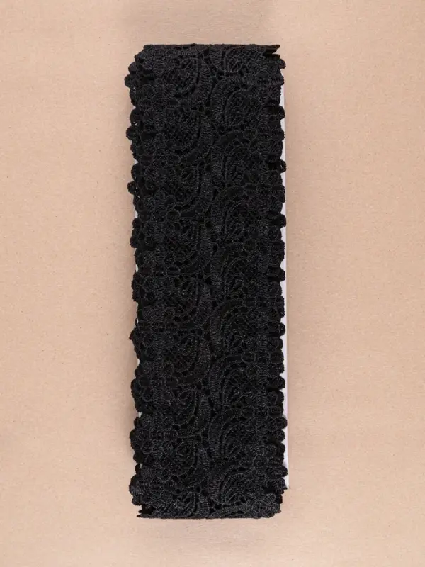 Кружево гипюровое, 65&plusmn;5 мм, 6.8&plusmn;0.5 м, чёрное