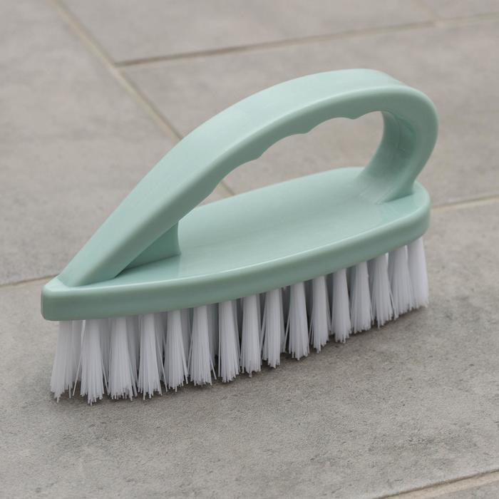 Щётки для уборки, набор из 5 предметов: совок, 3 щётки, водосгон, цвет МИКС