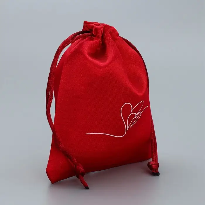 Мешочек подарочный атласный &laquo;Сердце&raquo;, 10 х 12 см +/- 1.5 см