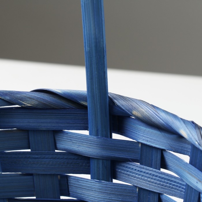 Корзина плетеная, D19 х 9 х 32 см, синяя, бамбук Корзина плетеная, D19 х 9 х 32 см, синяя, бамбук