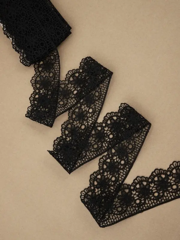 Кружево гипюровое, 45 мм &times; 6.8 &plusmn; 0.5 м, цвет чёрный