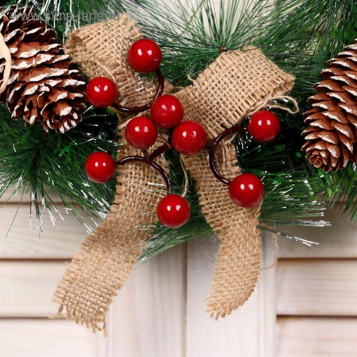 Венок новогодний d-30 см  Венок новогодний d-30 см "Шишечки с бантиками"