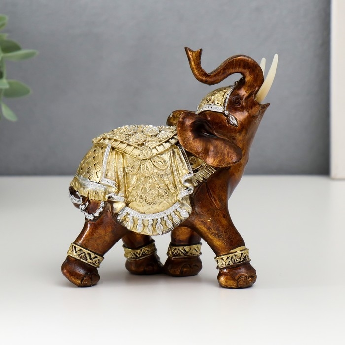 Сувенир полистоун Сувенир полистоун "Карамельный слон в золотой попоне с киточками" МИКС 12,3х6х14 см