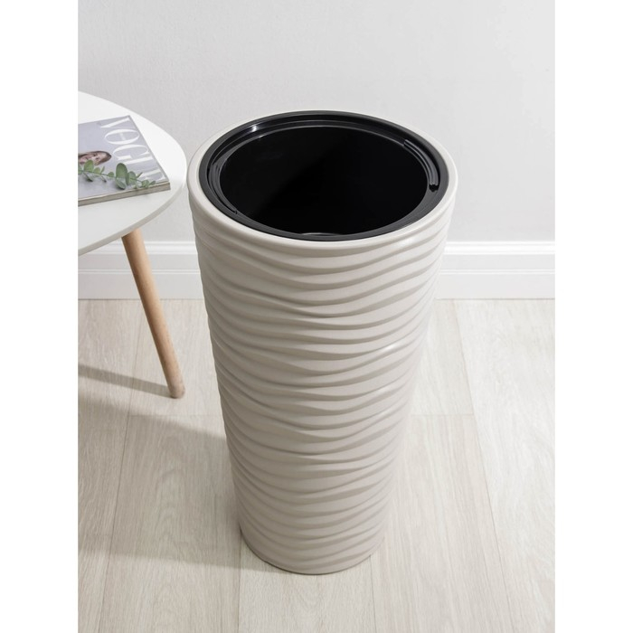 Кашпо для цветов со вставкой «Дюна», 42 л (8 л), цвет кремовый Кашпо для цветов со вставкой «Дюна», 42 л (8 л), цвет кремовый