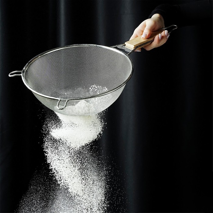 Сито для просеивания с ручкой Доляна «Стандарт», d=24 см, цвет серебристый Сито для просеивания с ручкой Доляна «Стандарт», d=24 см, цвет серебристый