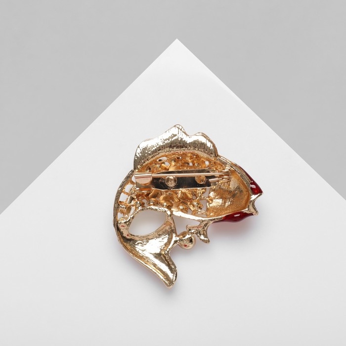 Брошь «Рыба», цвет красно-белый в золоте Брошь «Рыба», цвет красно-белый в золоте