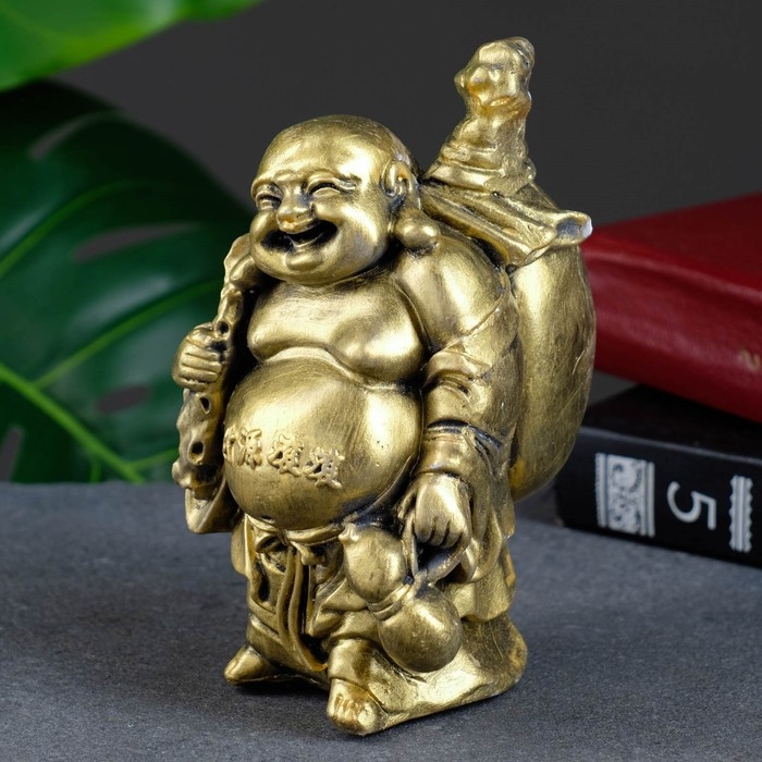 Фигура Фигура "Хотей с посохом за спиной" золото, 9х14х7см