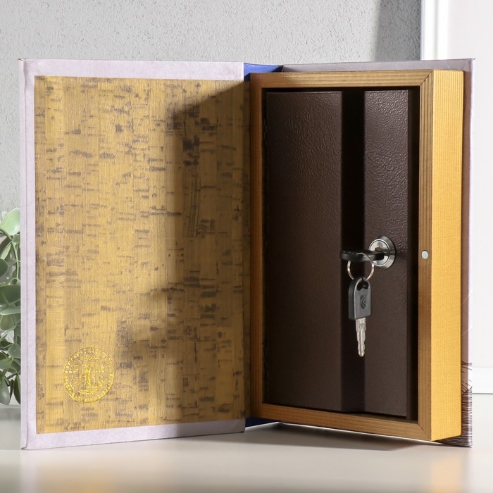Сейф-книга дерево, кожзам, зеркало Сейф-книга дерево, кожзам, зеркало "Греческая скульптура" 24х16х5 см