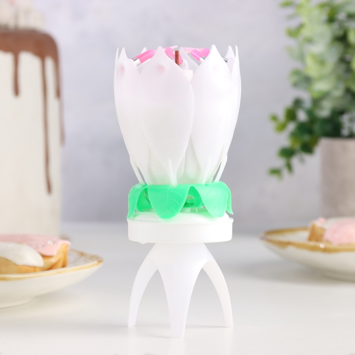 Свеча для торта музыкальная  Свеча для торта музыкальная "Тюльпан", крутящаяся, белая, 14,5×6 см