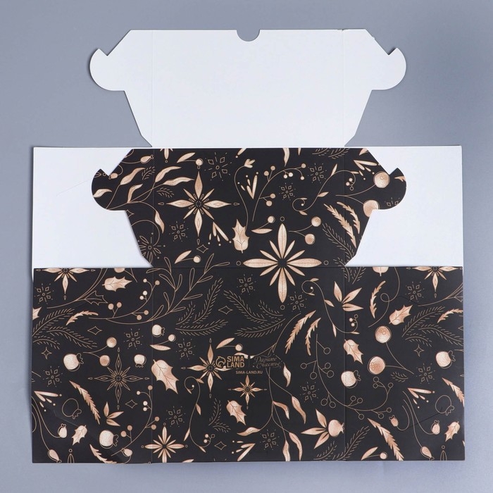 Коробка складная на 4 капкейков с окном «Время волшебства», 16 х 16 х 10 см, Новый год Коробка складная на 4 капкейков с окном «Время волшебства», 16 х 16 х 10 см, Новый год