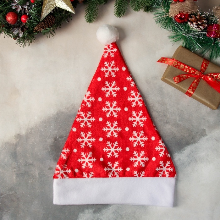 Колпак новогодний Колпак новогодний "Снежинки в горохе" 28х37 см, красный