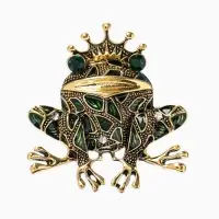 Брошь &laquo;Лягушка&raquo; принцесса, цвет зелёный в чернёном золоте