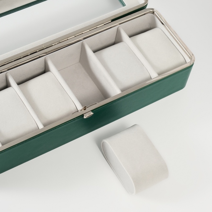 Шкатулка кожзам под часы 6 отделений Шкатулка кожзам под часы 6 отделений "Зелёная" 9,5х30,5х8 см