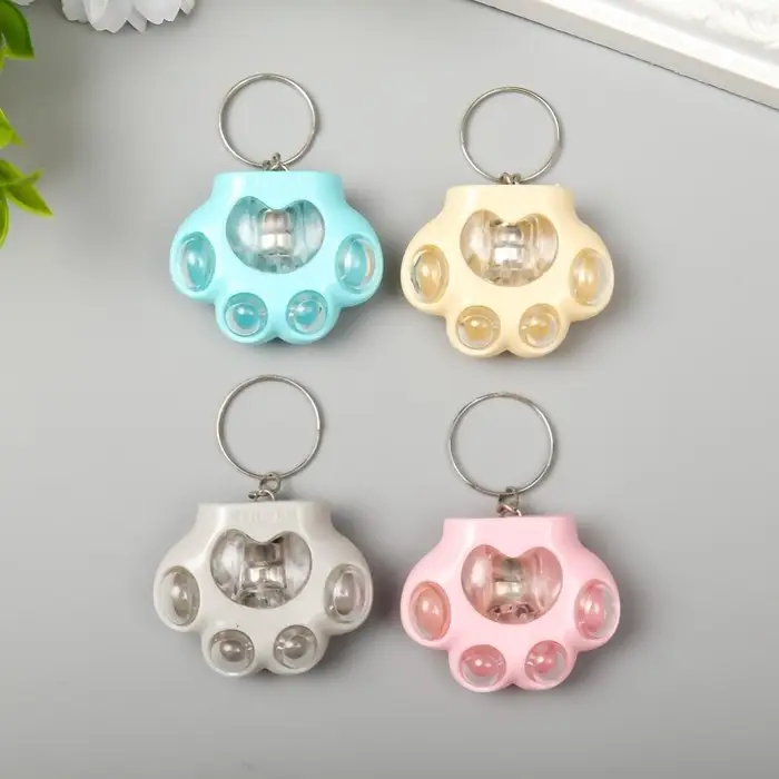 Фонарик свет на кольце Фонарик свет на кольце "Лапка" МИКС 4х5х2 см