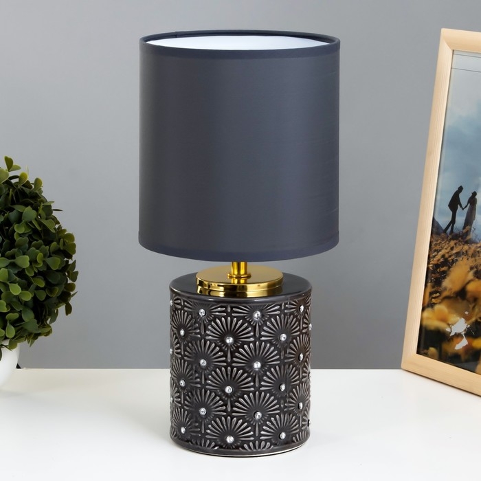 Настольная лампа Катрина E14 40Вт черный 15,5х15,5х33 см RISALUX Настольная лампа Катрина E14 40Вт черный 15,5х15,5х33 см RISALUX