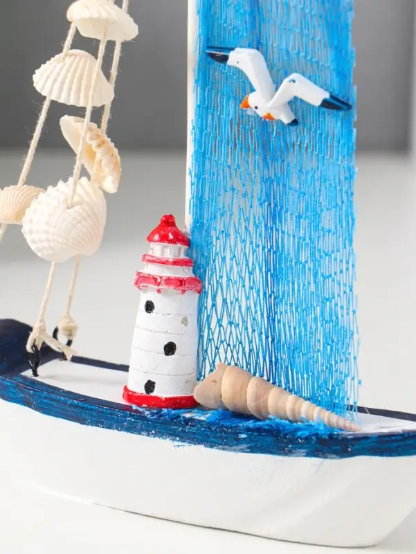 Сувенир интерьерный "Судно с маяком" 3,7х16х21,3 см