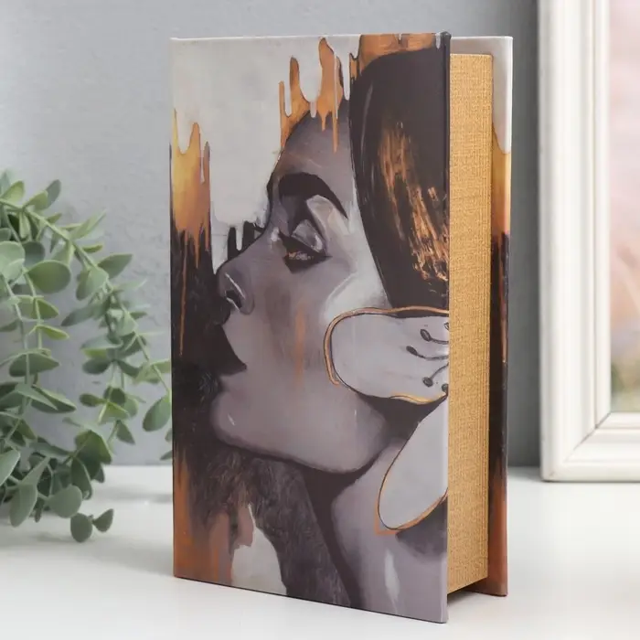 Шкатулка книга - сейф &laquo;Профиль девушки&raquo;, дерево и искусственная кожа, с замком, 21&times;13&times;5 см