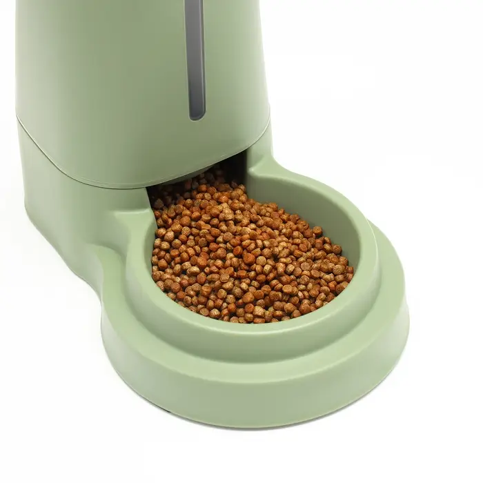 Автокормушка 3,8 л, нескользящие ножки, зелёная Автокормушка 3,8 л, нескользящие ножки, зелёная