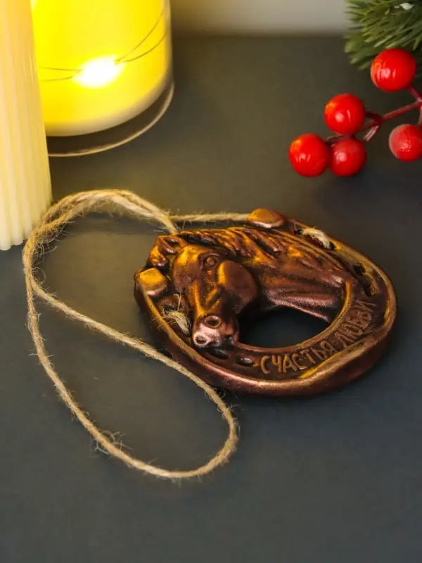 Магнит "Подкова Лошадь" 6.8х8.4 см, бронза