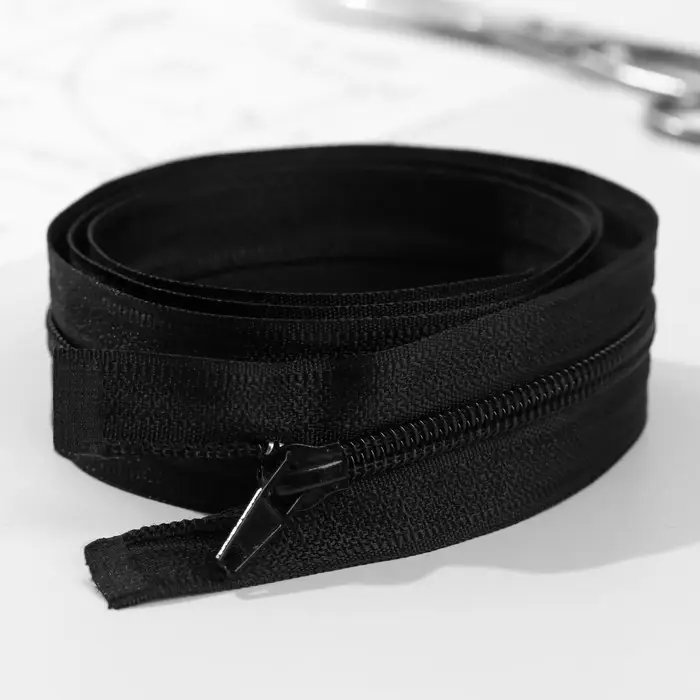 Молния «Спираль», №5, разъёмная, замок автомат, 80 см, чёрная Молния «Спираль», №5, разъёмная, замок автомат, 80 см, чёрная